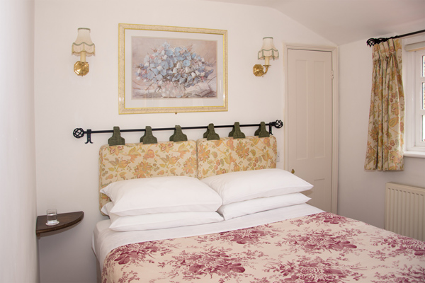 Classic room 14 at the Abbey Hotel, Bury St Edmunds, Suffolk Classic room 14 at the Abbey Hotel, Bury St Edmunds, Suffolk